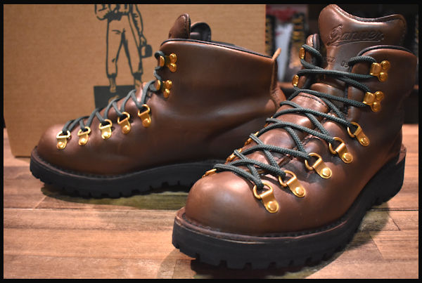 ダナー Danner ダナー80周年 マウンテンライト30822 | nate-hospital.com