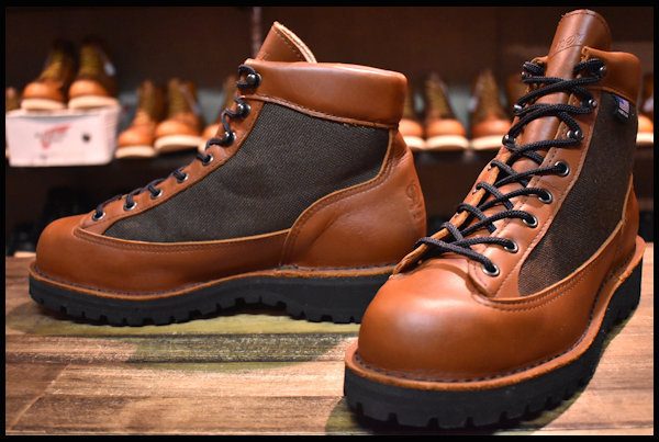 8EE 良品 白タグ】Danner ダナーライト セダーレインボー ブーツ 茶