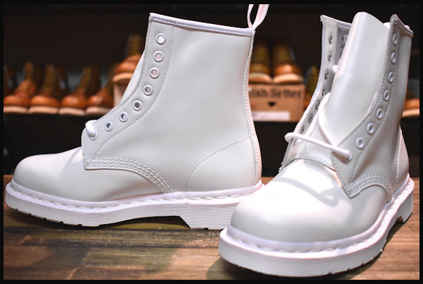 UK5 未使用】Dr.Martens ドクターマーチン 1460 MONO 8EYE BOOTS 8ホール モノ ブーツ ホワイト レディース  HOPESMORE – HOPESMORE｜ホープスモア オンラインショップ