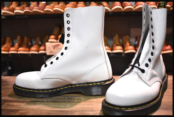 本革Dr.Martens ドクターマーチン 1490 10ホールブーツ ホワイト 白 ...