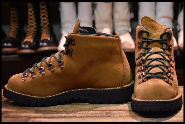 9EE 美品 白タグ】Danner ダナー マウンテンライト 30525X スエード 茶