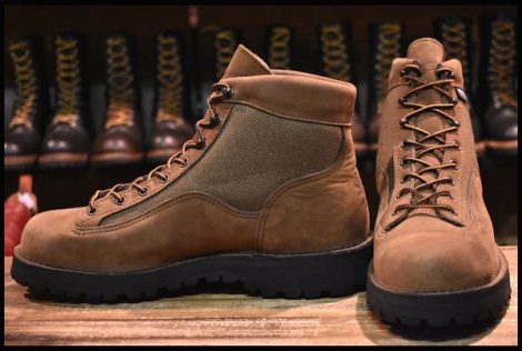 9.5EE 美品 白タグ】Danner ダナーライト2 33000X ヌバック 茶