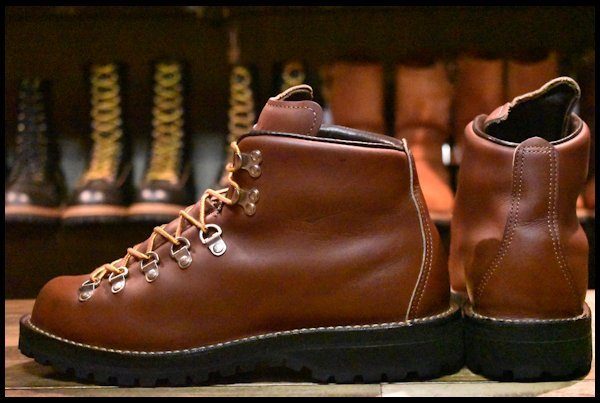 美品】Danner ダナー マウンテンライト 30520X US9.0 黒タグ - ブーツ