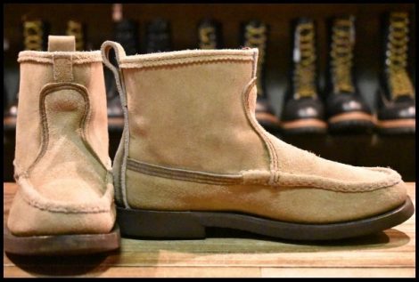 【5E 良品】RUSSELL MOCCASIN ラッセルモカシン ノックアバウト ララミースエード ベージュ モックトゥ プルオン ブーツ HOPESMORE